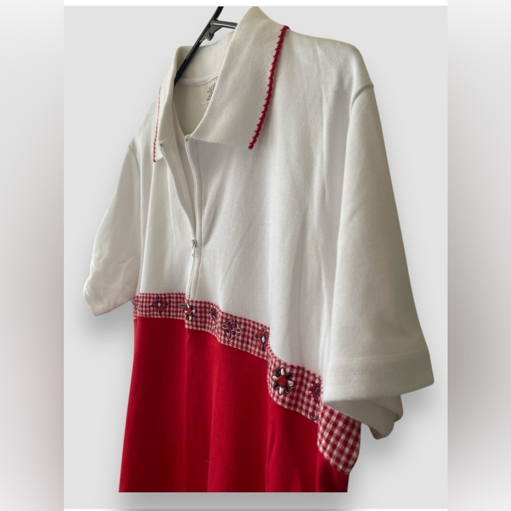 Allison Daley Petite Women’s Red and White Polo Shirt 3/4 Zip Size Lg Petite NWT - Picture 3 of 6